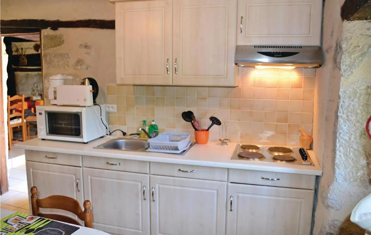 Two-Bedroom Holiday Home In St. Bressou Saint-Bressou  Frankrijk