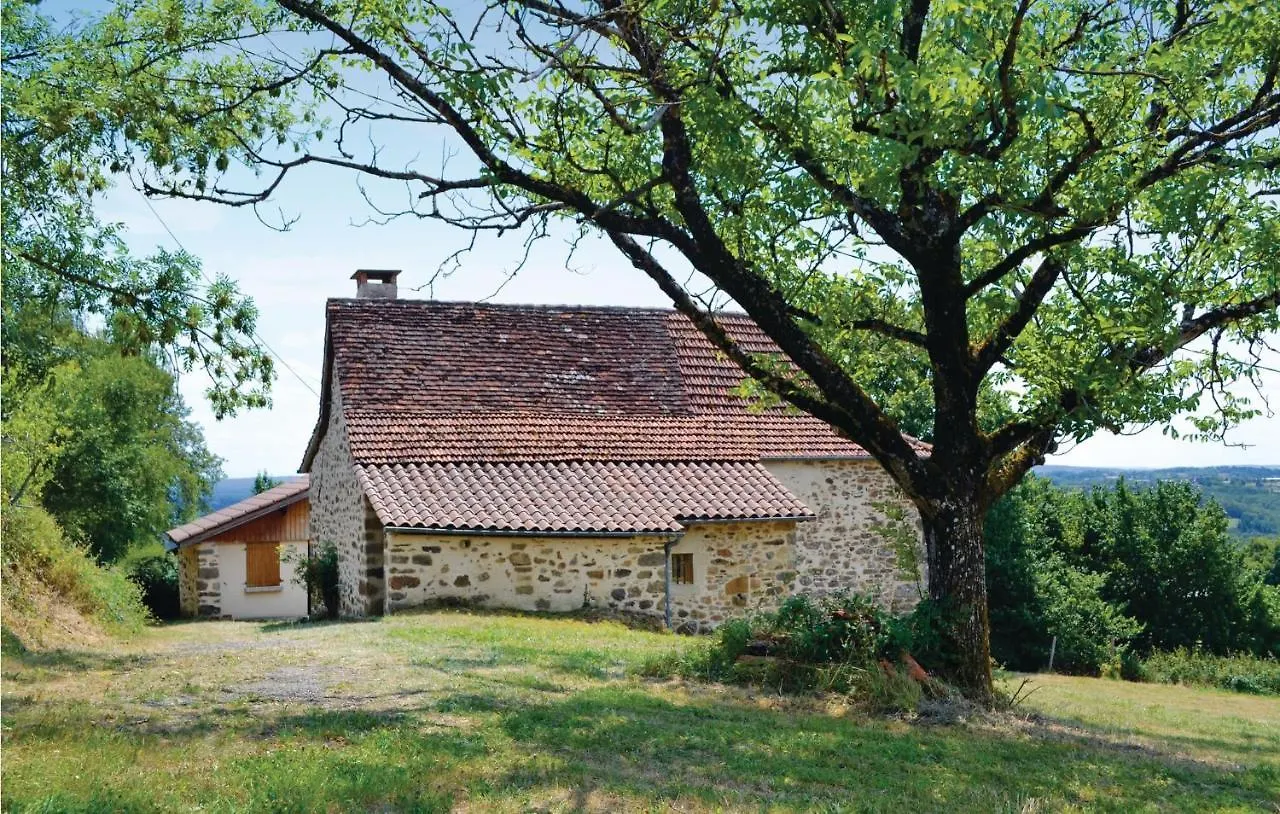 Two-Bedroom Holiday Home In St. Bressou Saint-Bressou  Saint-Bressou (Lot)