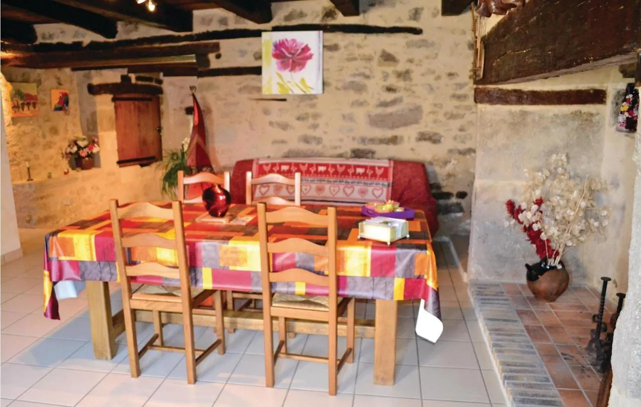 Two-Bedroom Holiday Home In St. Bressou Saint-Bressou