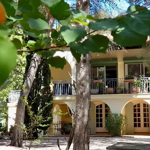 https://le-laou.fr-provencehotel.com